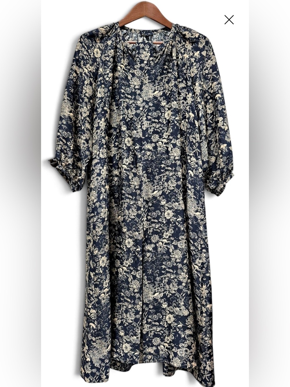 SOEUR Floral Navy and gold Silk Midi Dress
Size: FR 38